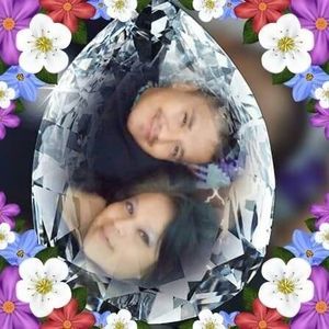 Meet your Posher, Roselita